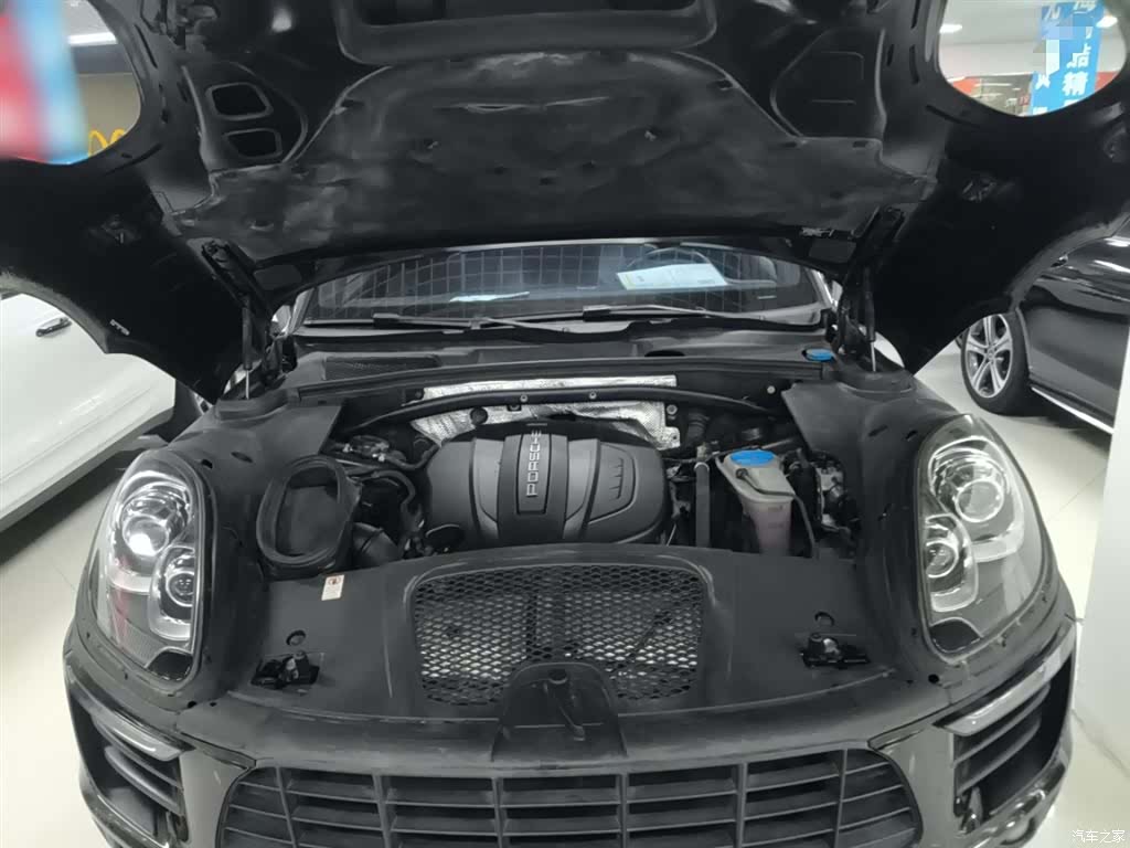 Porsche Macan, 2017 16