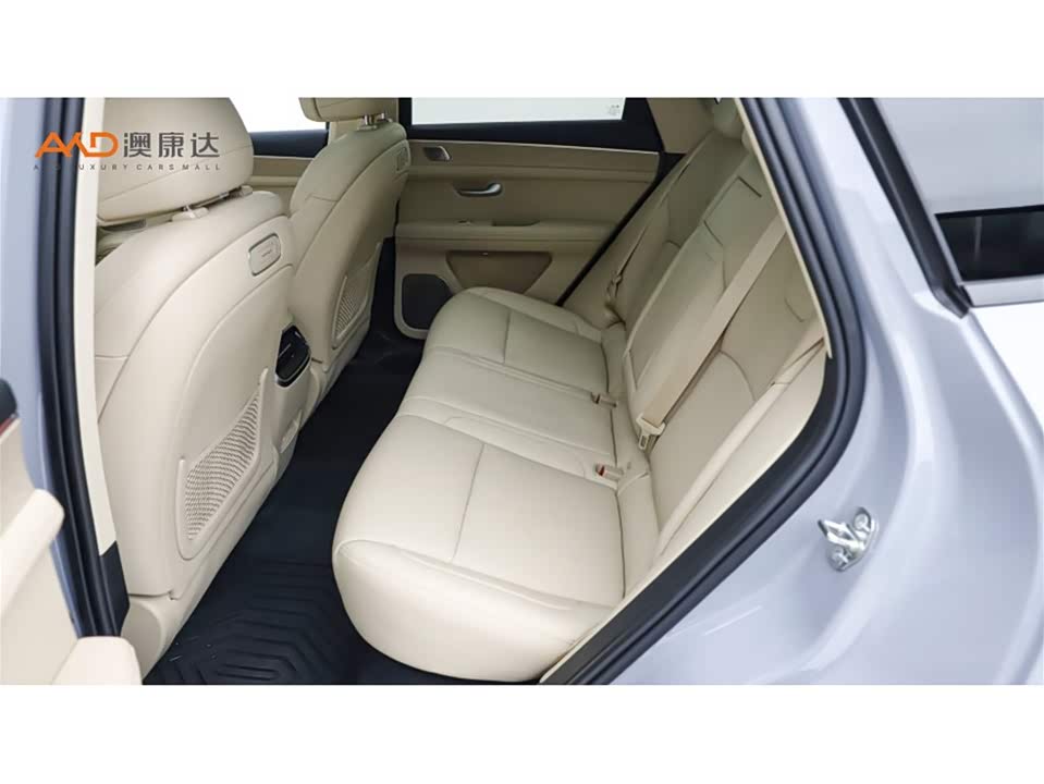 AITO Ask the world M5