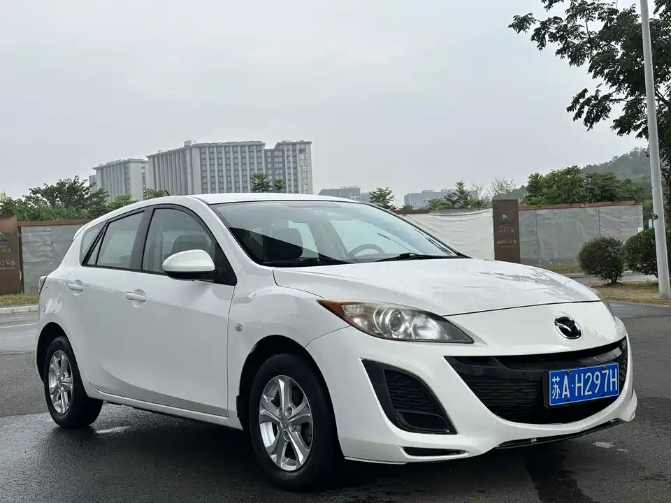 Mazda 3 star Cheng