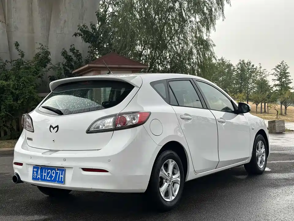 Mazda 3 star Cheng