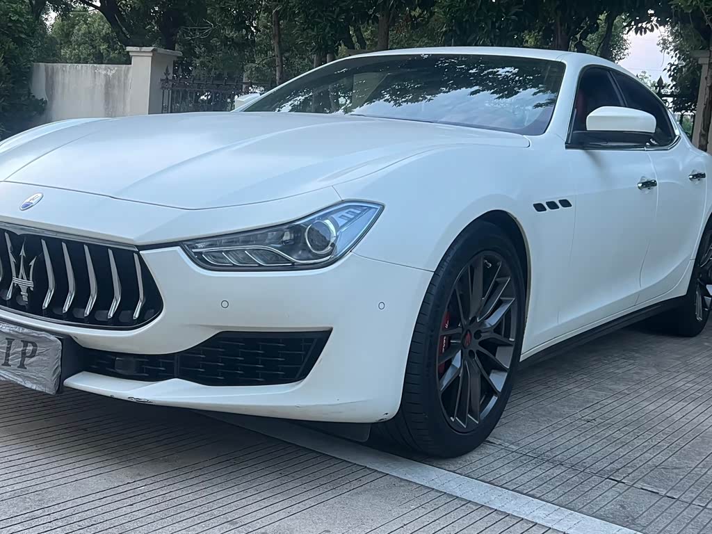 Maserati Ghibli