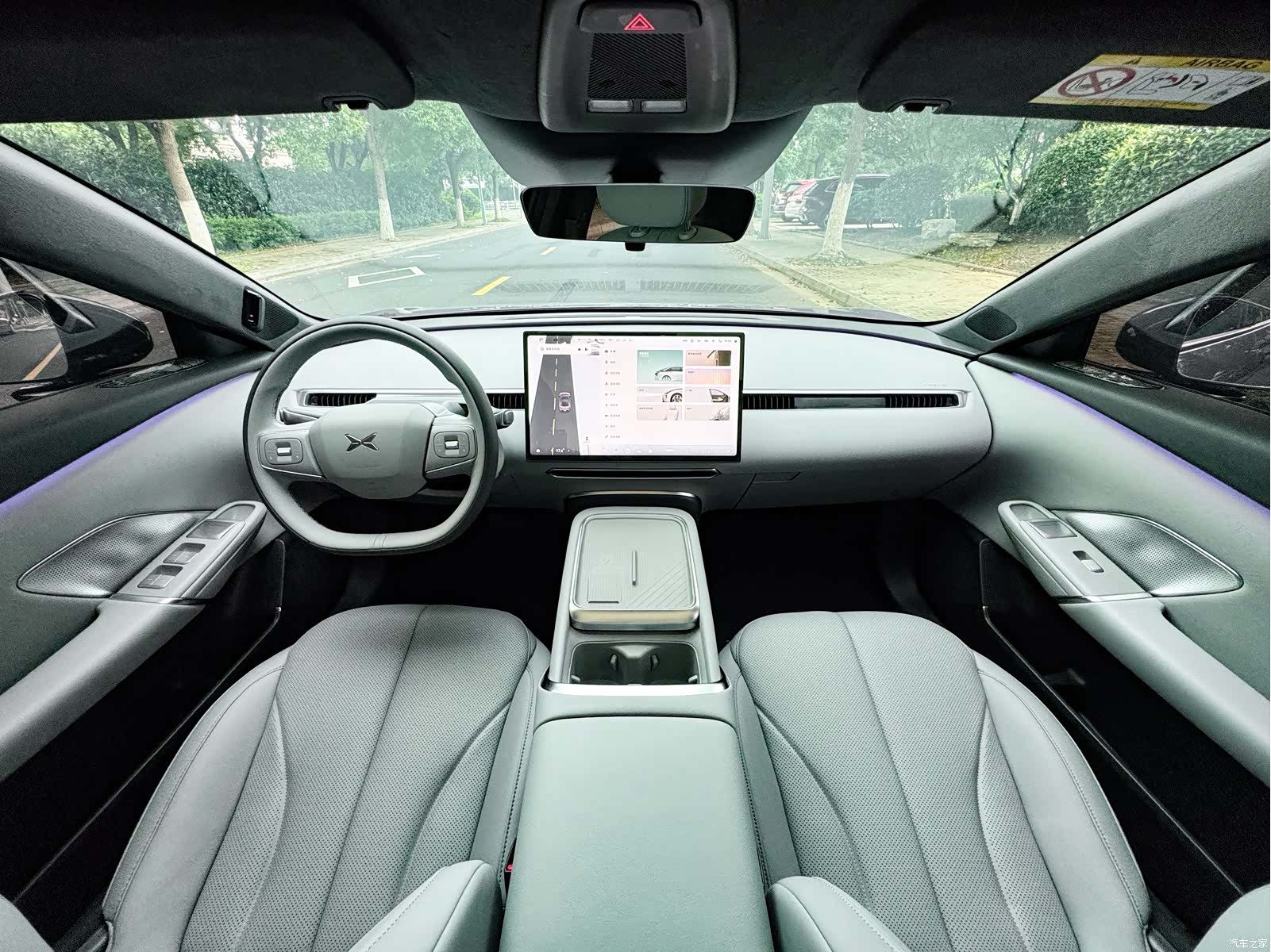 Xpeng Mona M03, 2026 11