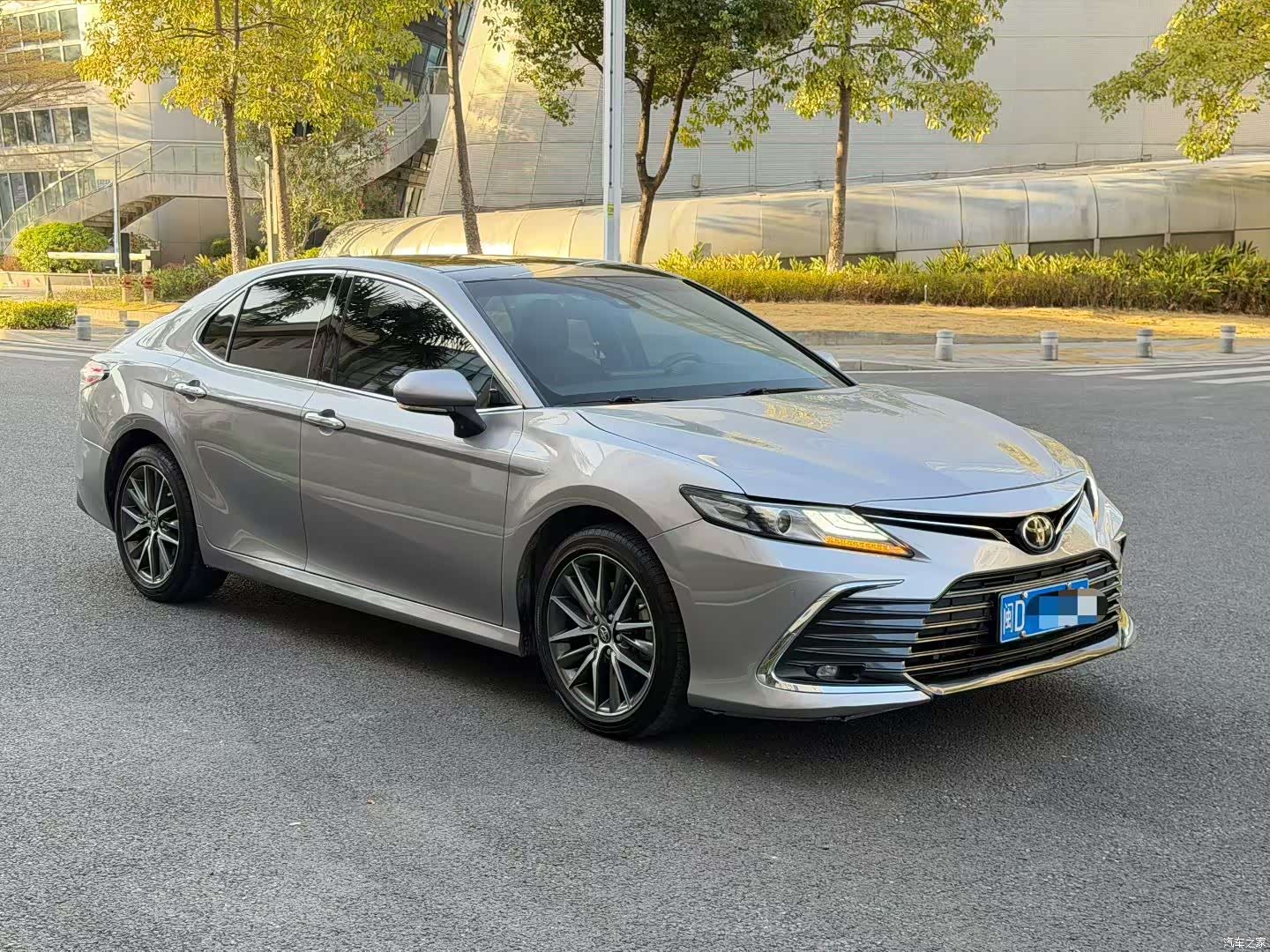 Toyota Camry, 2022 3