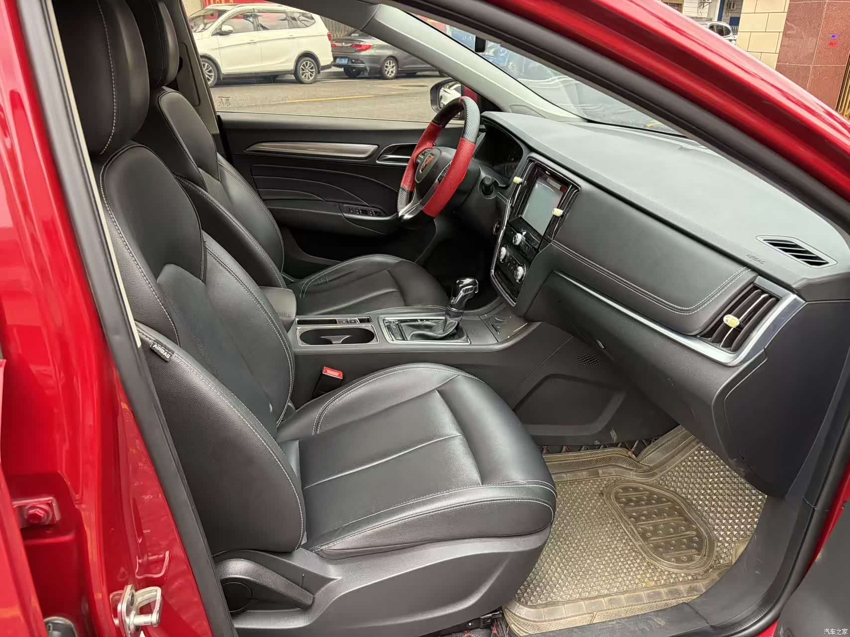 Roewe i6, 2017 10