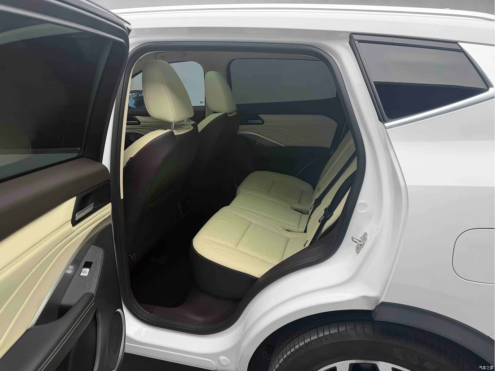 WEY VV6, 2019 11