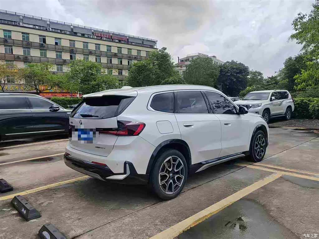 BMW X1, 2024 все фото