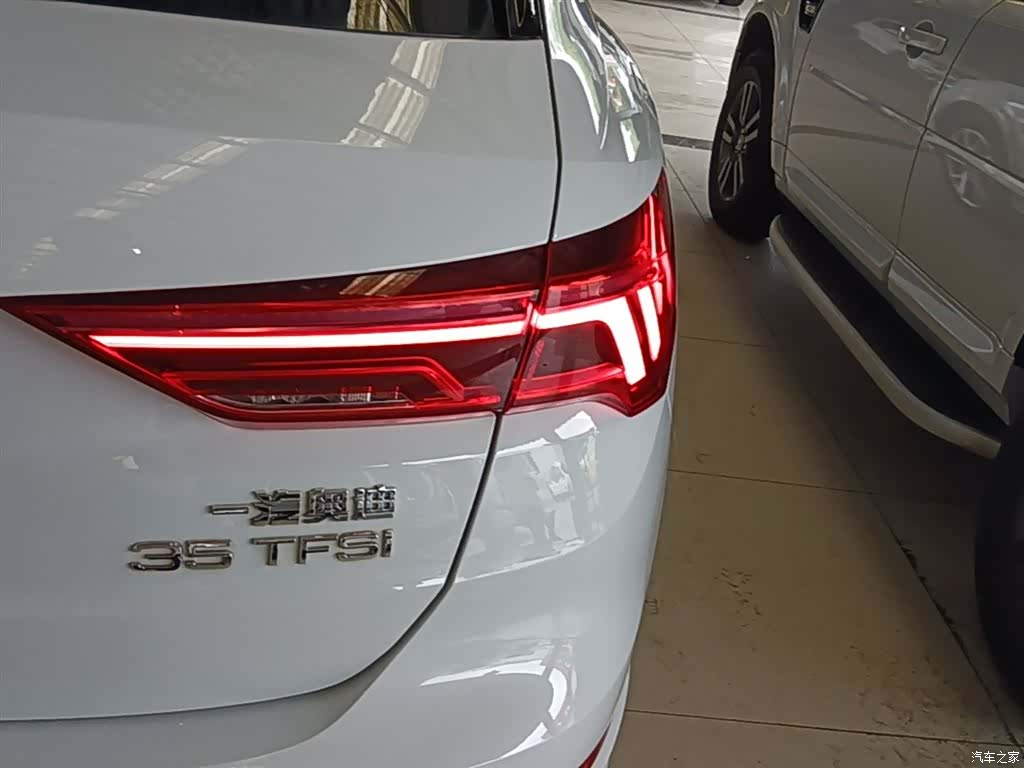 Audi Q3, 2020 8