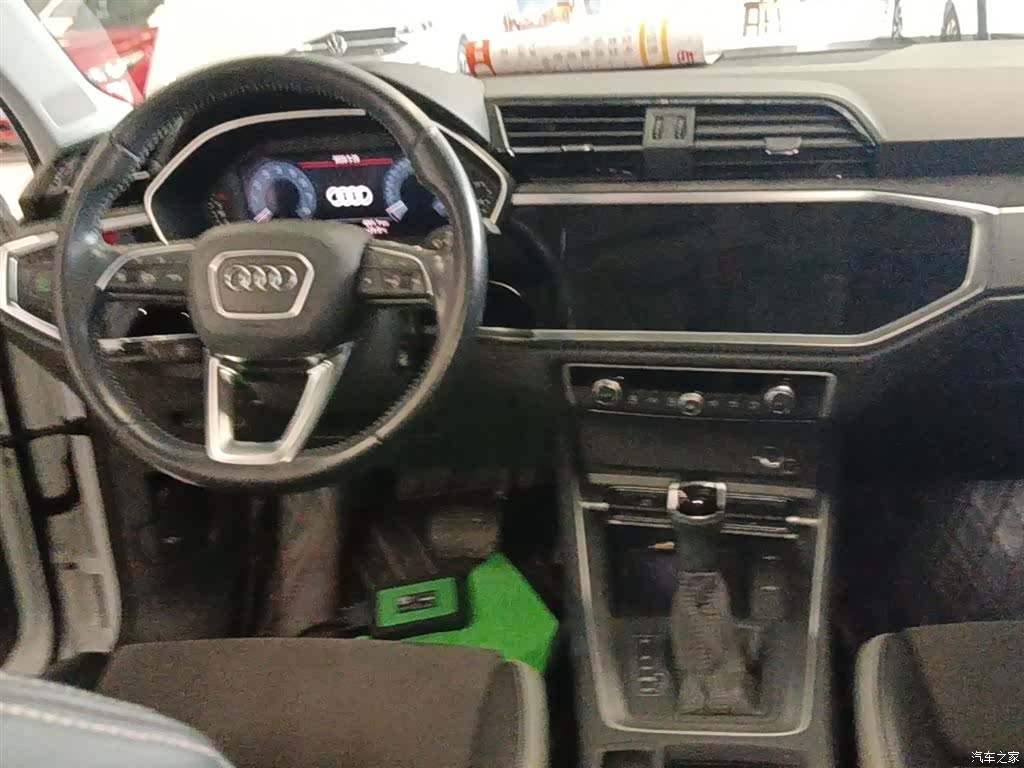Audi Q3, 2020 10