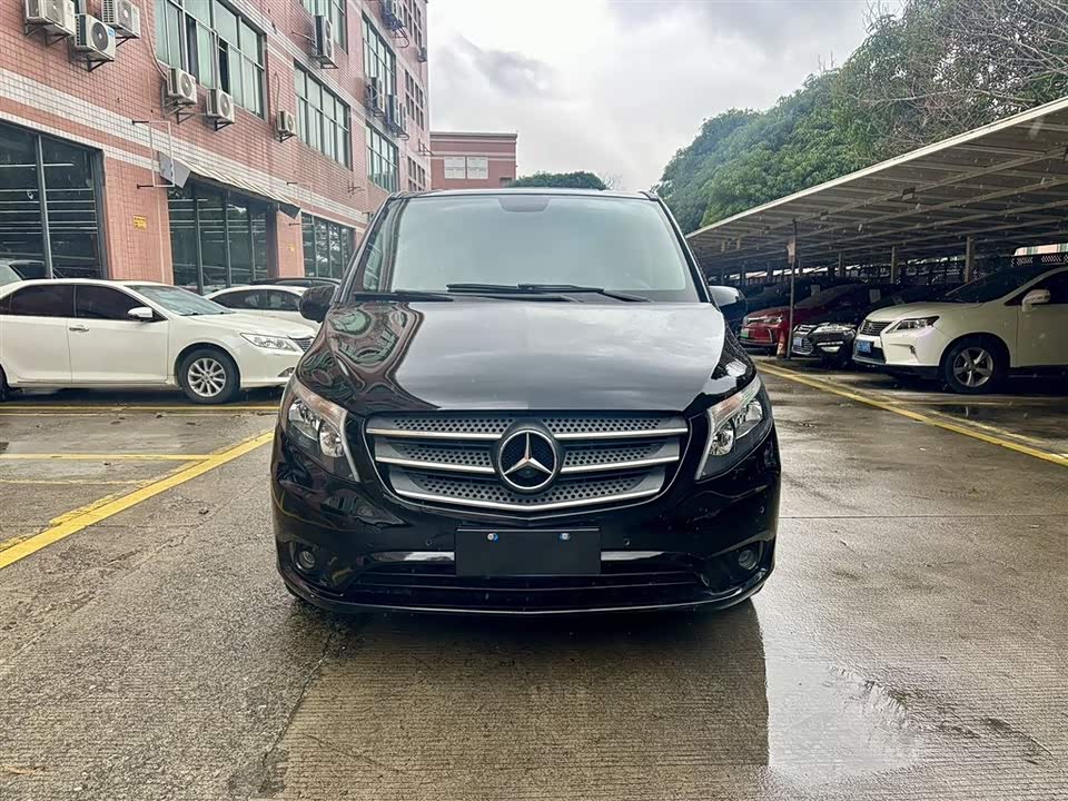 Mercedes-Benz Vito