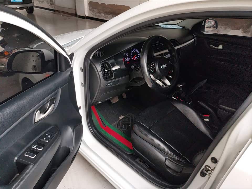 Kia K2