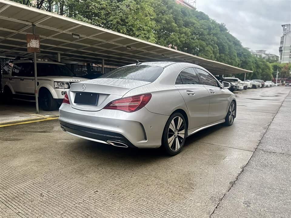 Mercedes-Benz CLA