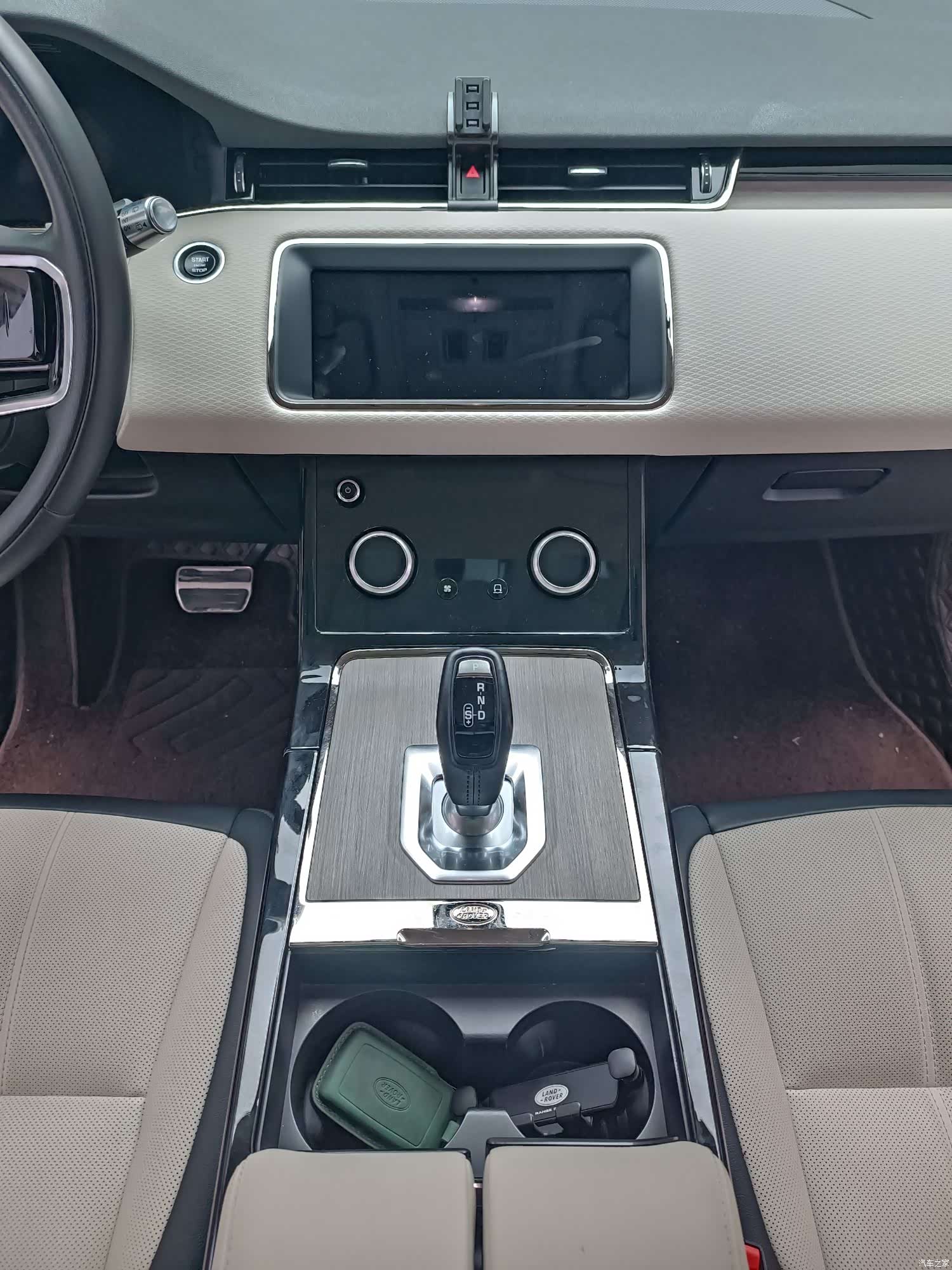 Land Rover Range Rover, 2022 15