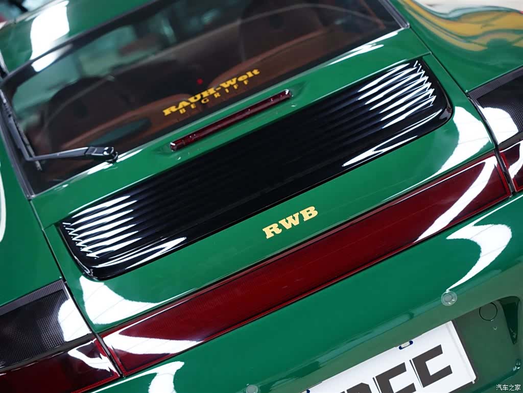 Porsche 911, 2004 9