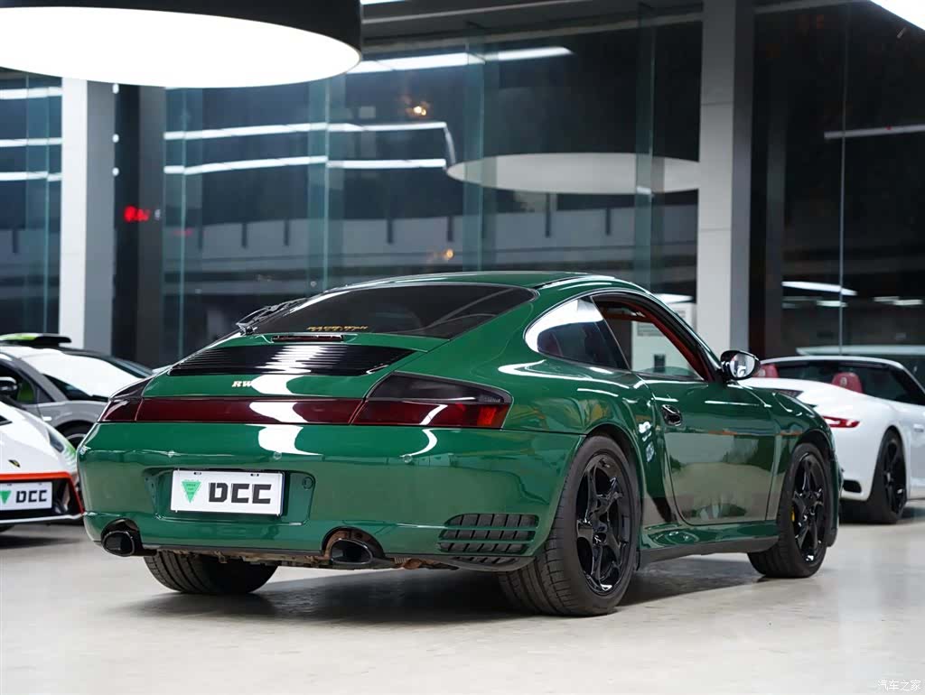 Porsche 911, 2004 7