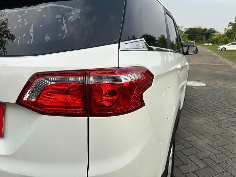 Wuling Wuling Hongguang S3