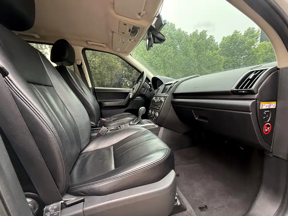 Land Rover Freelander 2