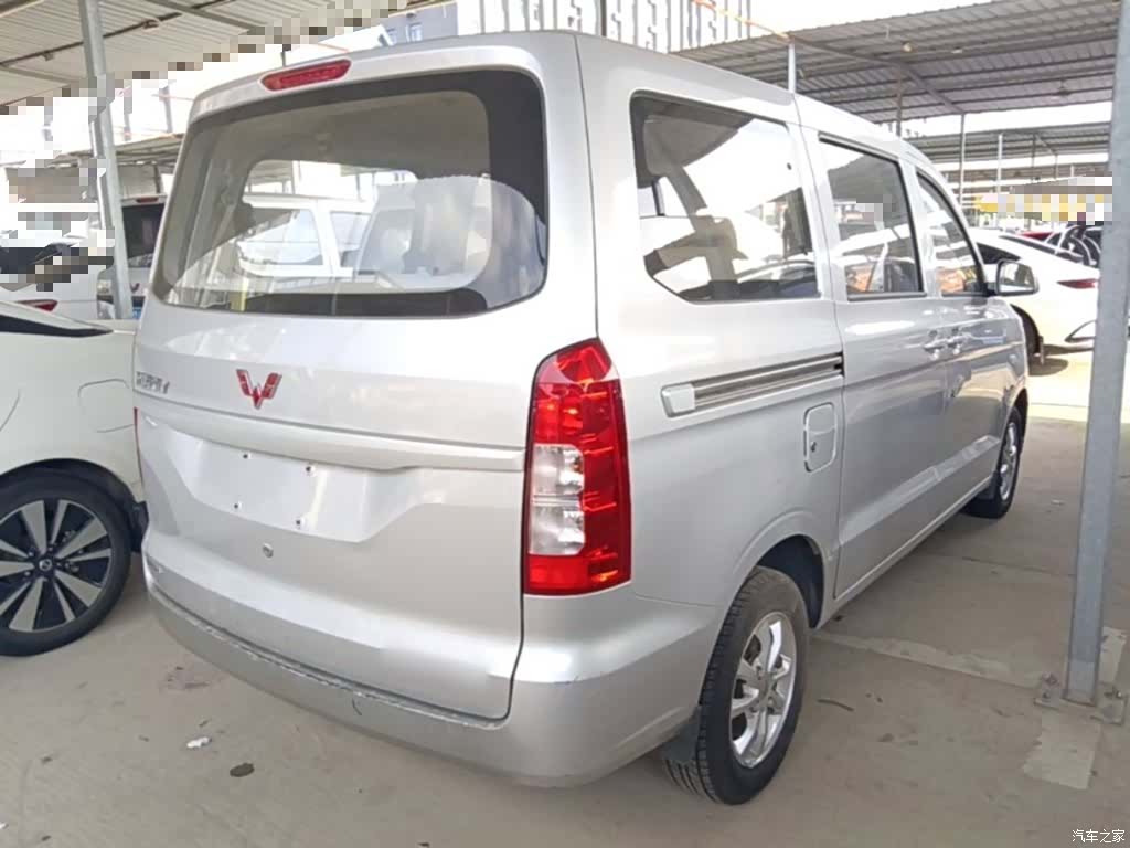 Wuling Hongguang, 2023 7