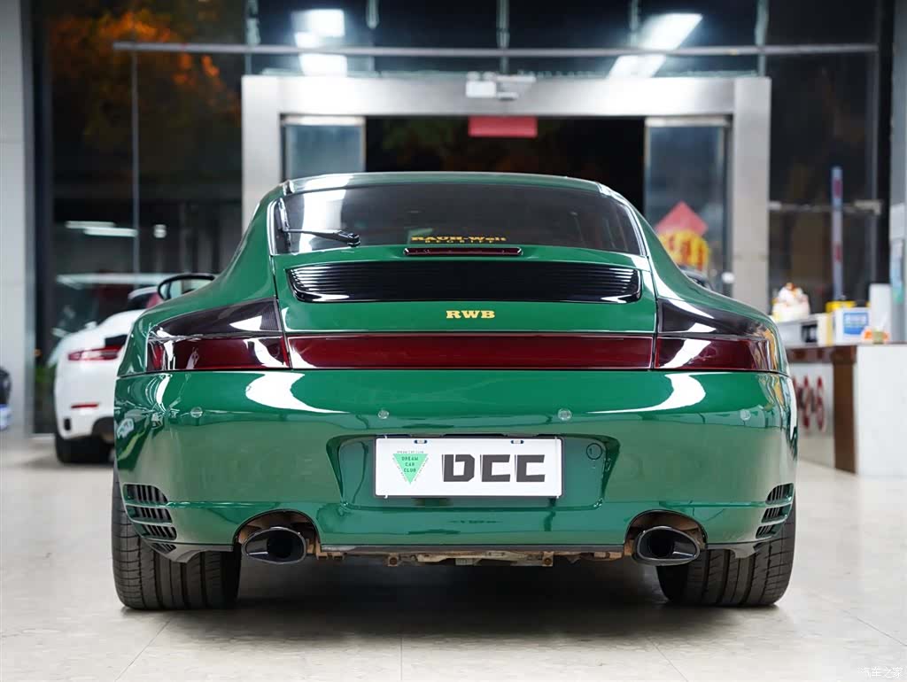 Porsche 911, 2004 8