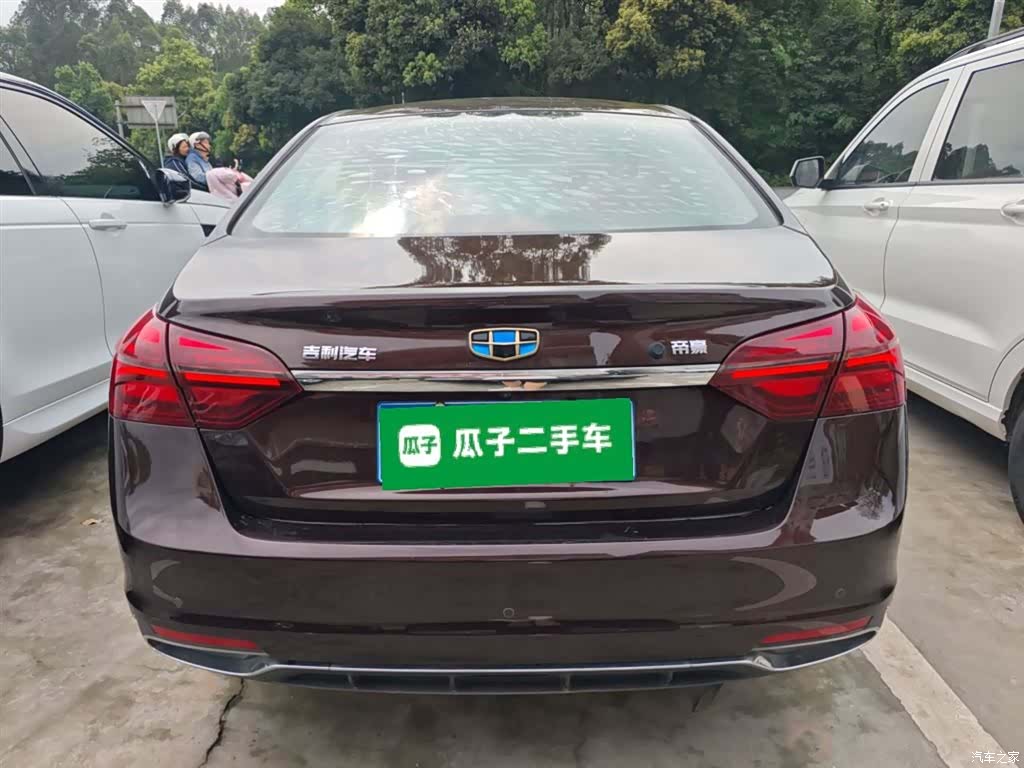Geely Emgrand, 2018 6