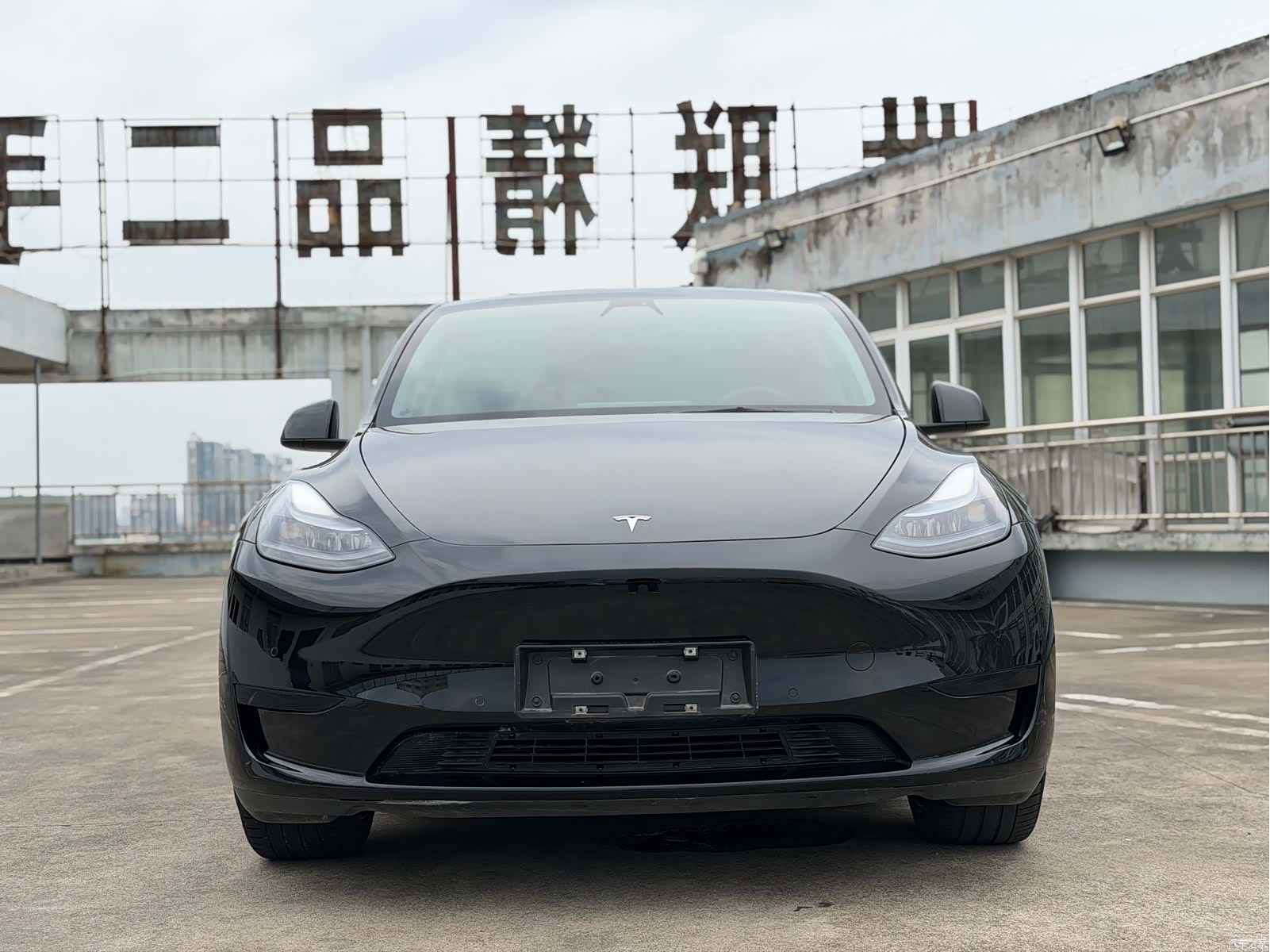 Tesla Model Y, 2023 2