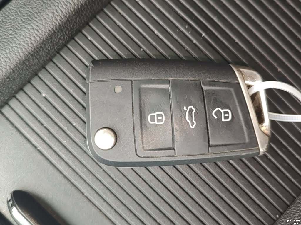 Volkswagen Lamando, 2018 9