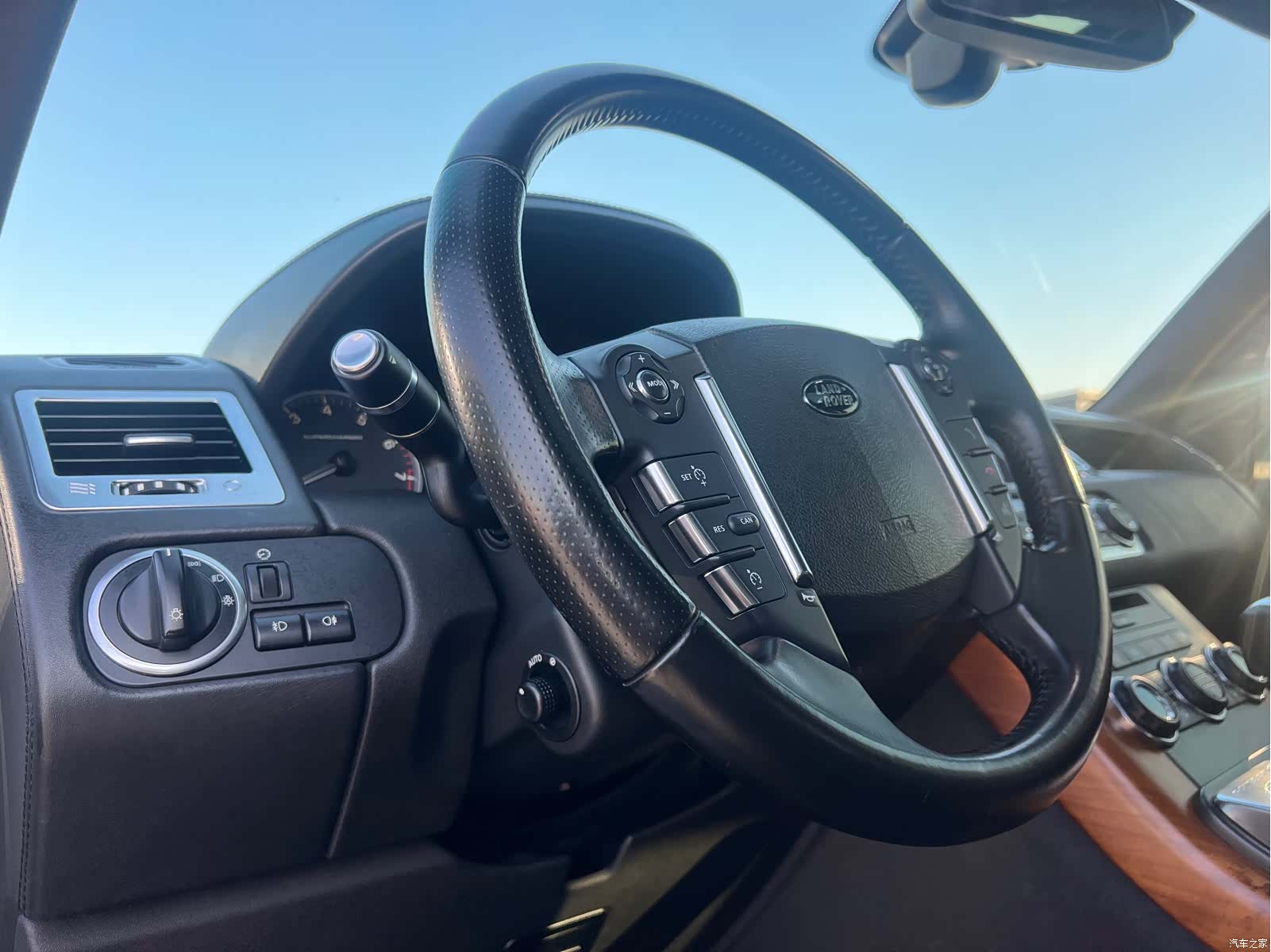 Land Rover Range Rover, 2012 17