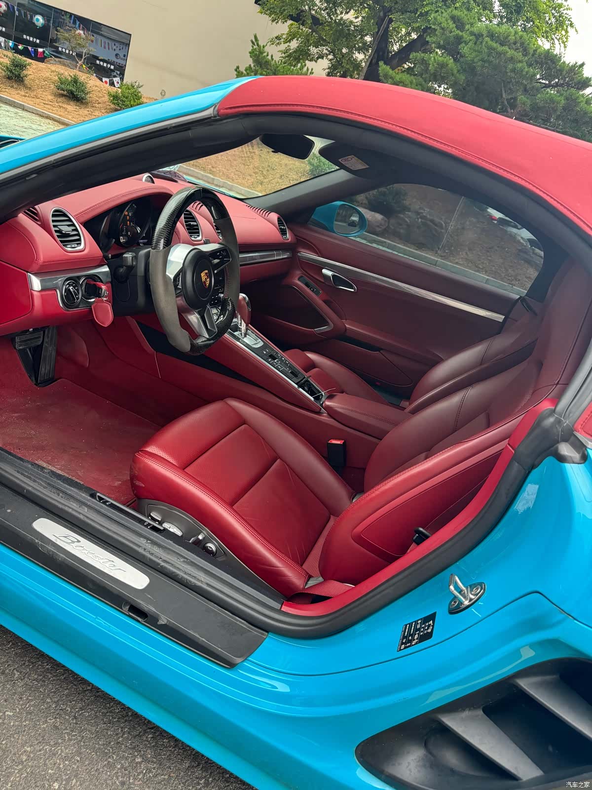 Porsche Boxster, 2018 все фото