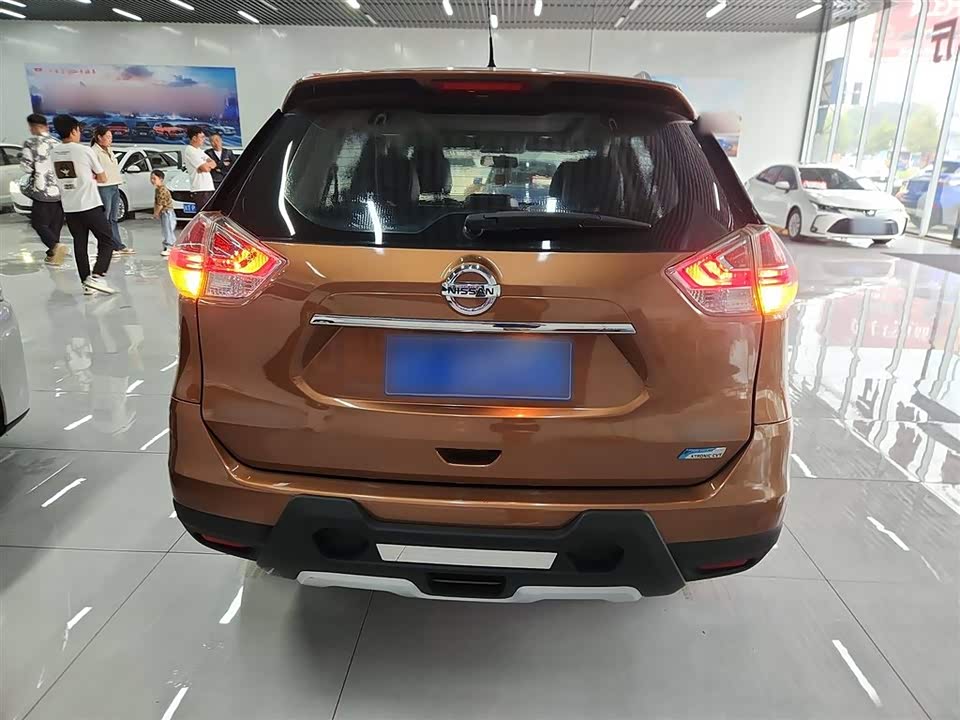 Nissan Qijun
