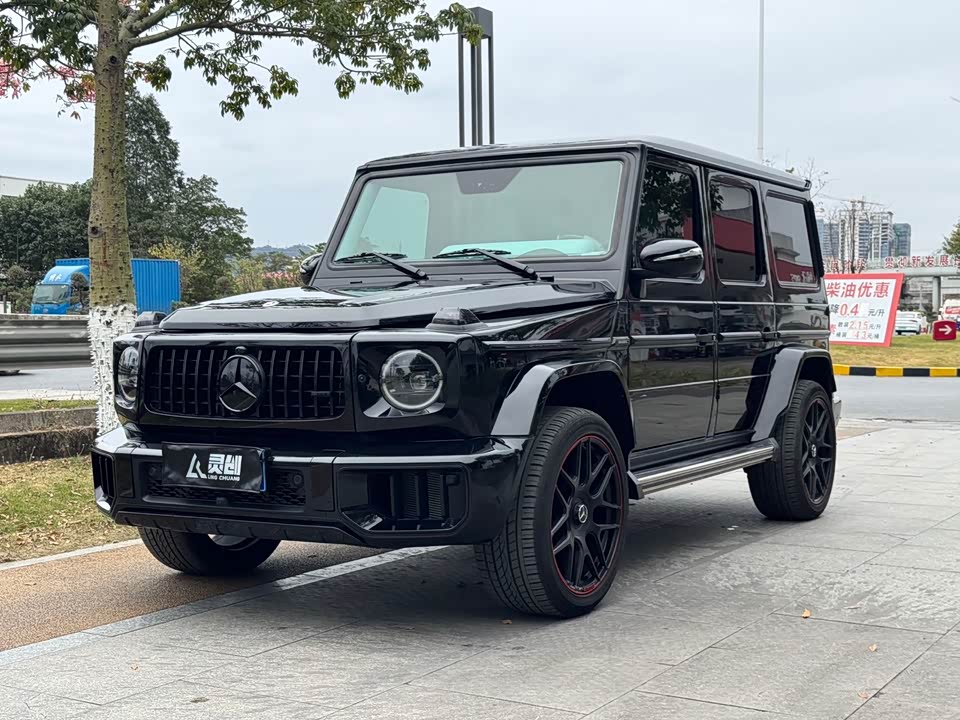 Mercedes-Benz G-class