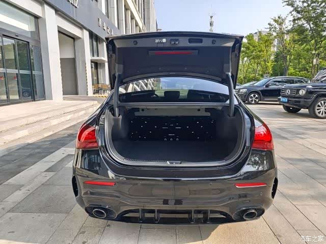 Mercedes-Benz A-Class, 2025 9