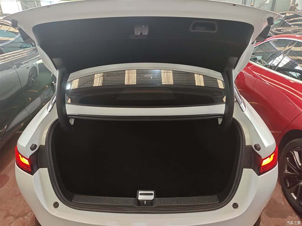 Xpeng P5, 2022 19
