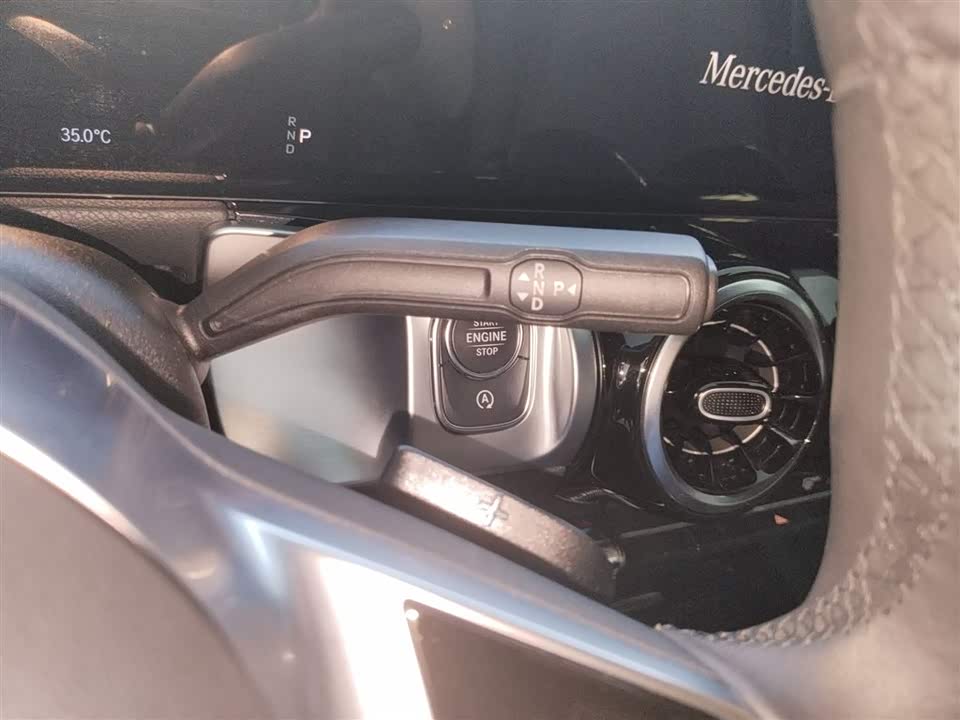 Mercedes-Benz GLB Mercedes-Benz GLB