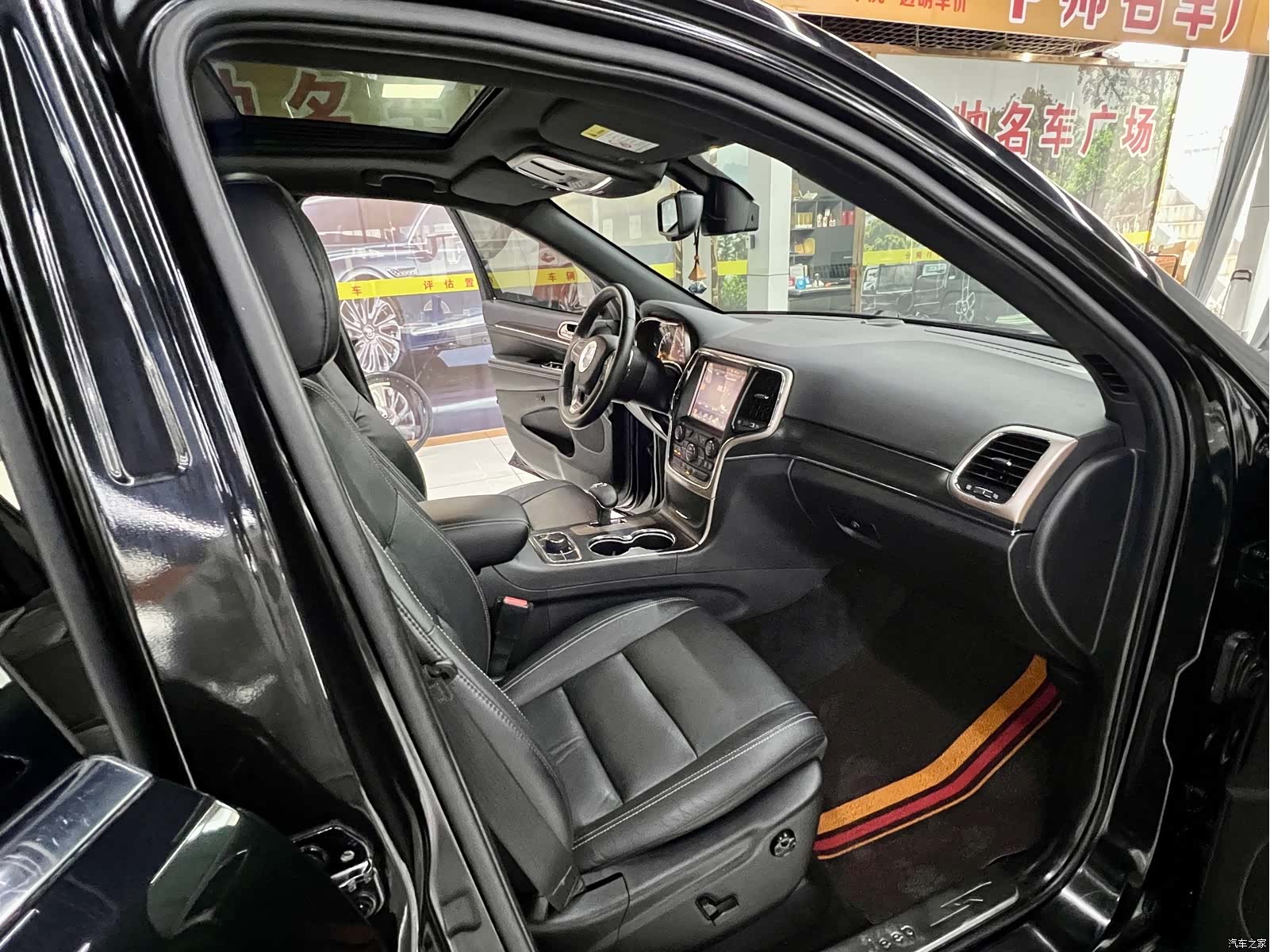 Jeep Grand Cherokee, 2017 15