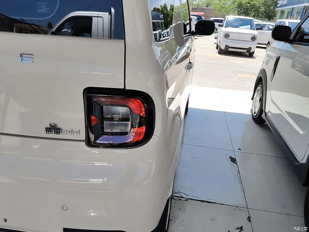 Geely Panda, 2025 8