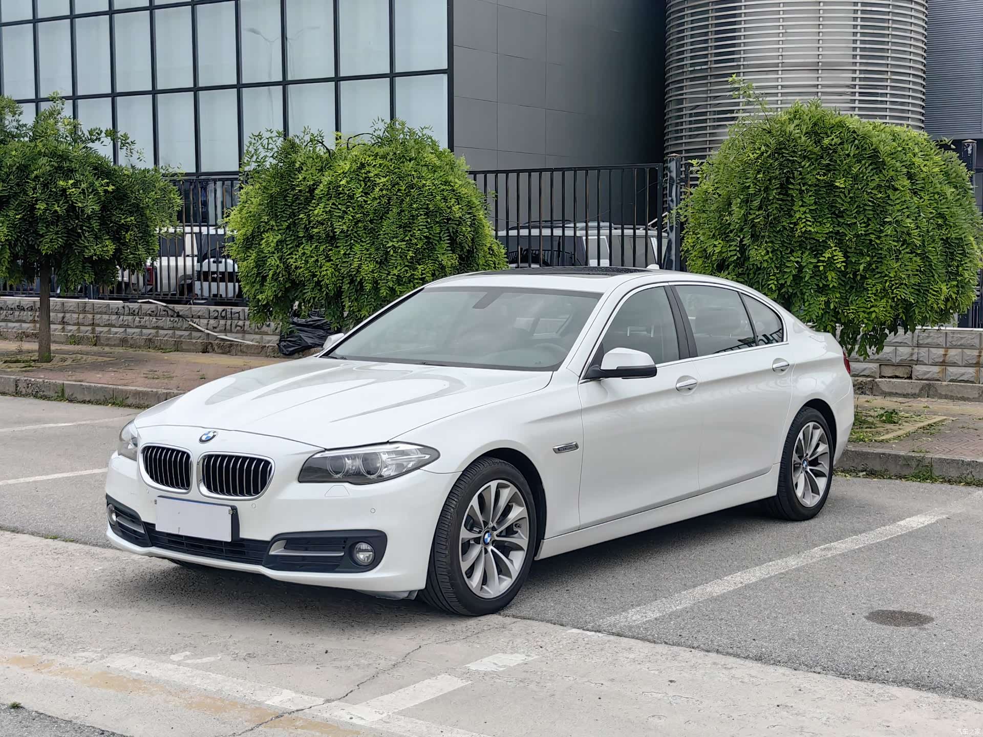 BMW 5 Series, 2017 1
