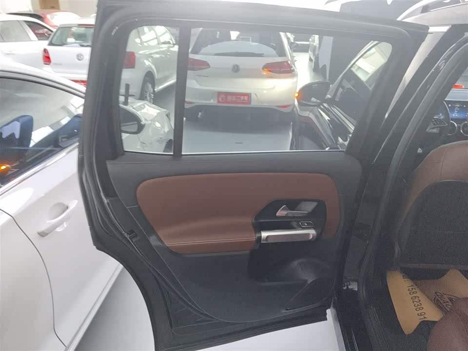 Mercedes-Benz GLB Mercedes-Benz GLB