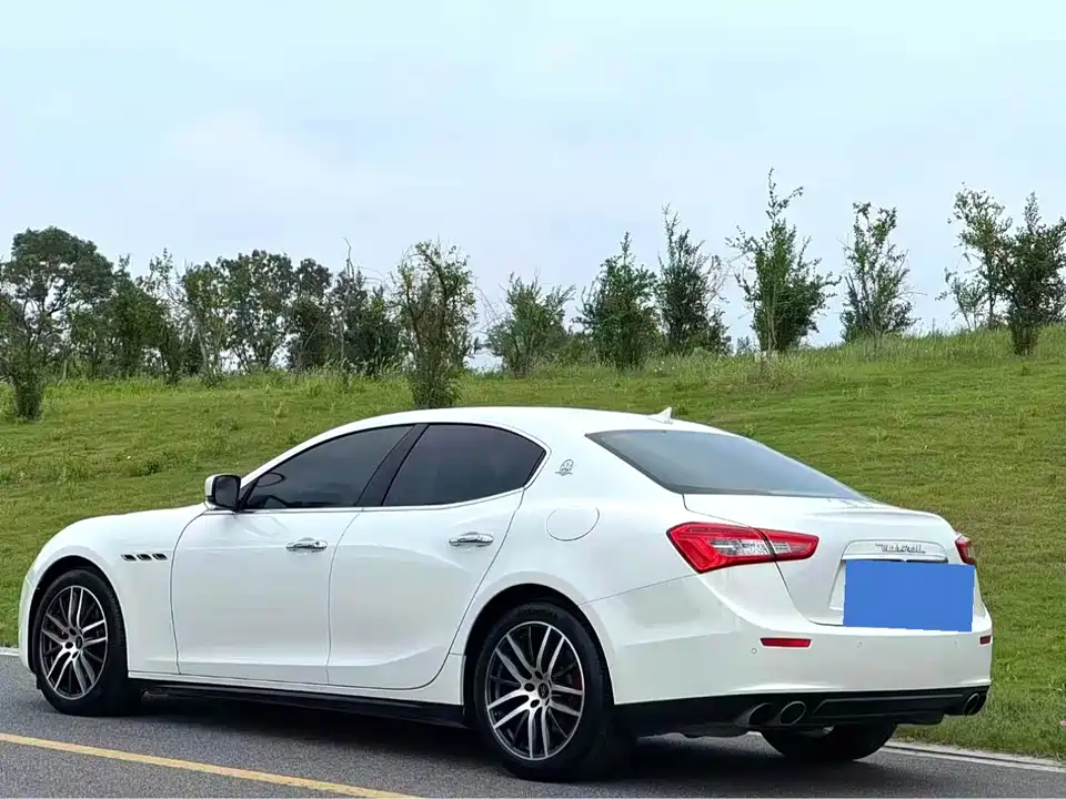 Maserati Ghibli