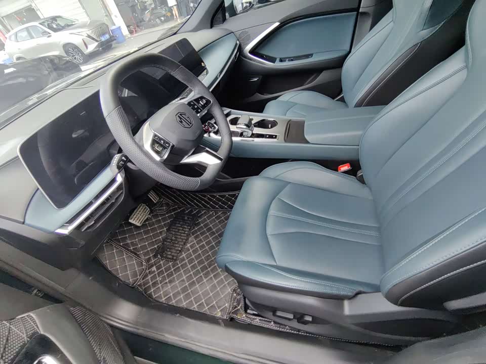 MG MG7
