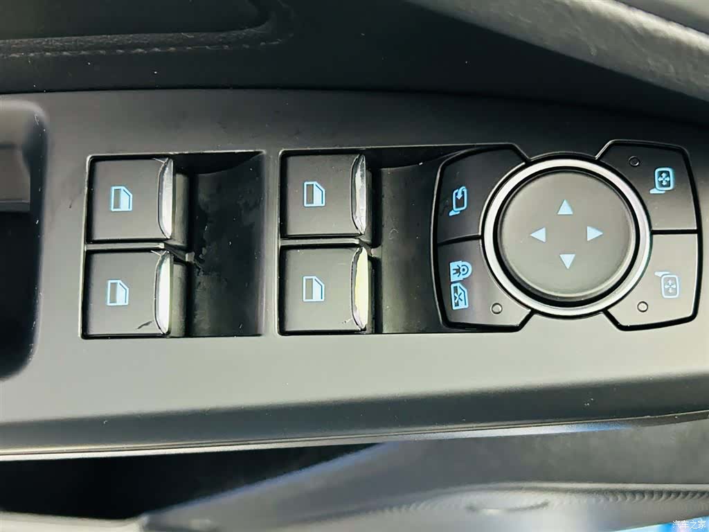 Ford Focus, 2019 18