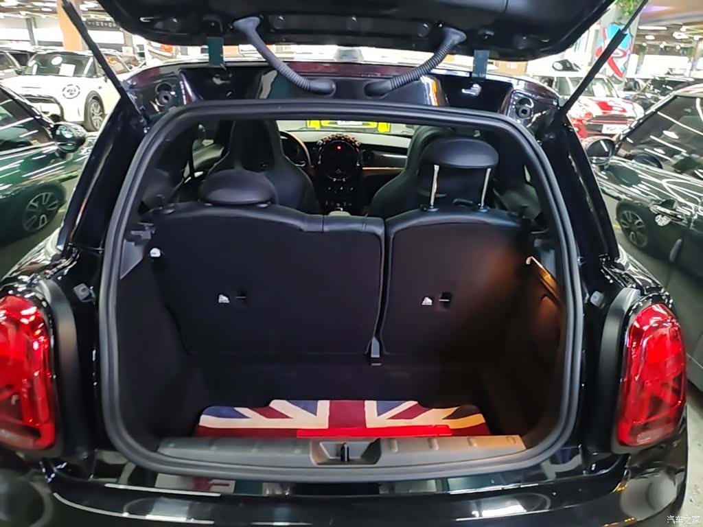 Mini Cooper, 2021 19