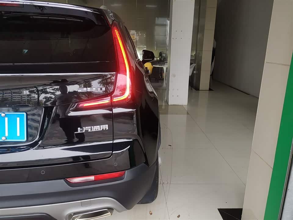 Cadillac XT4