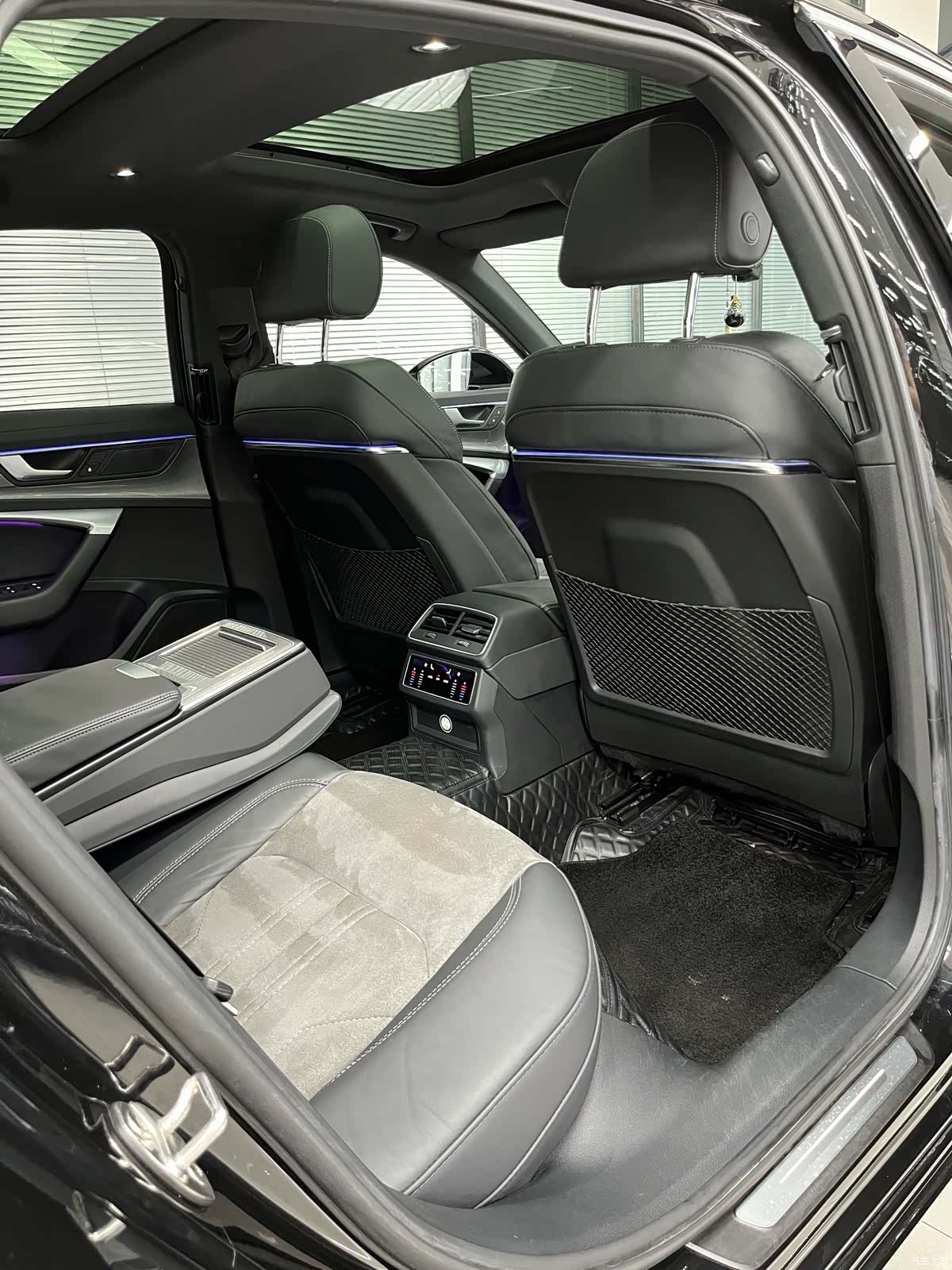 Audi A6L, 2021 14