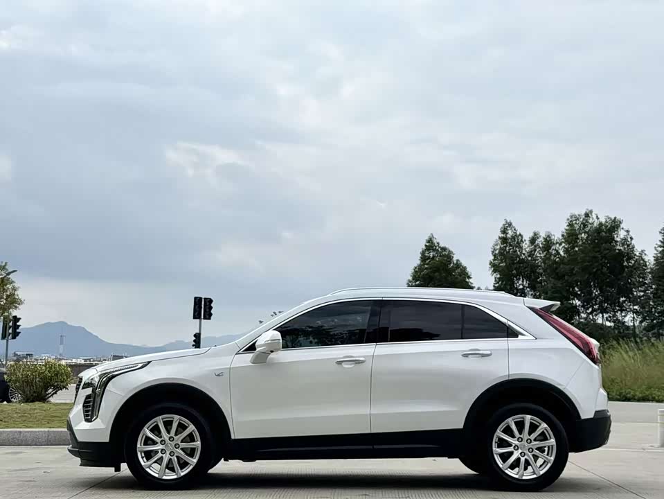 Cadillac XT4