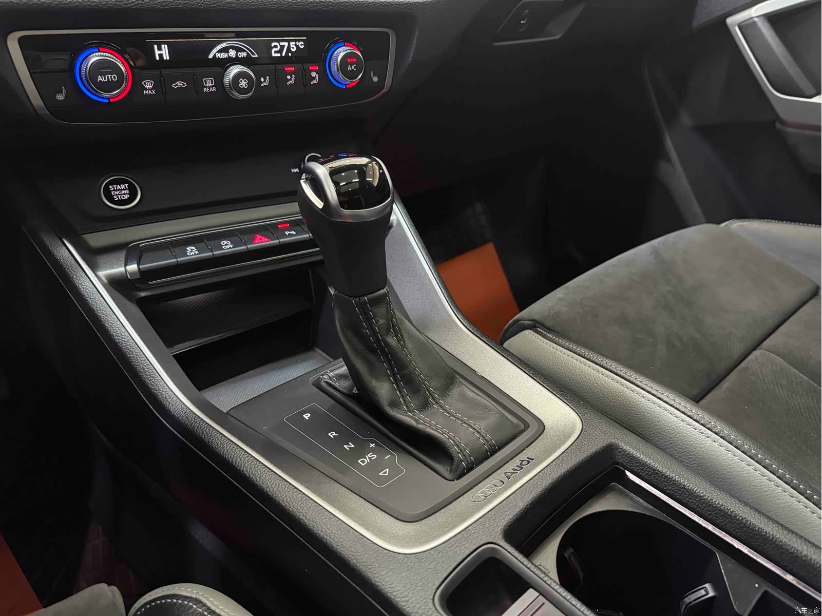 Audi Q3, 2021 13