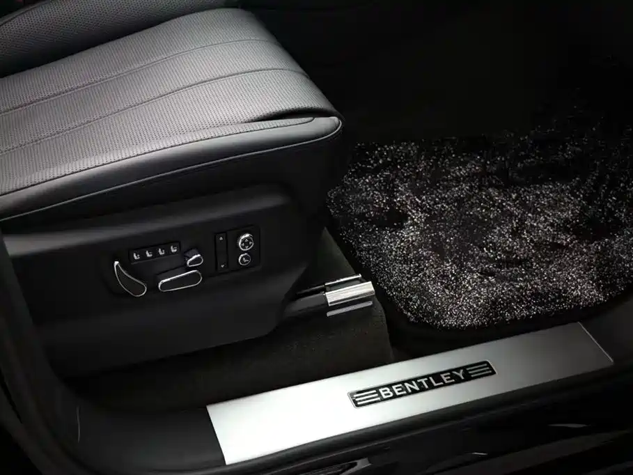 Bentley Tim Yue Bentley Tim Yue