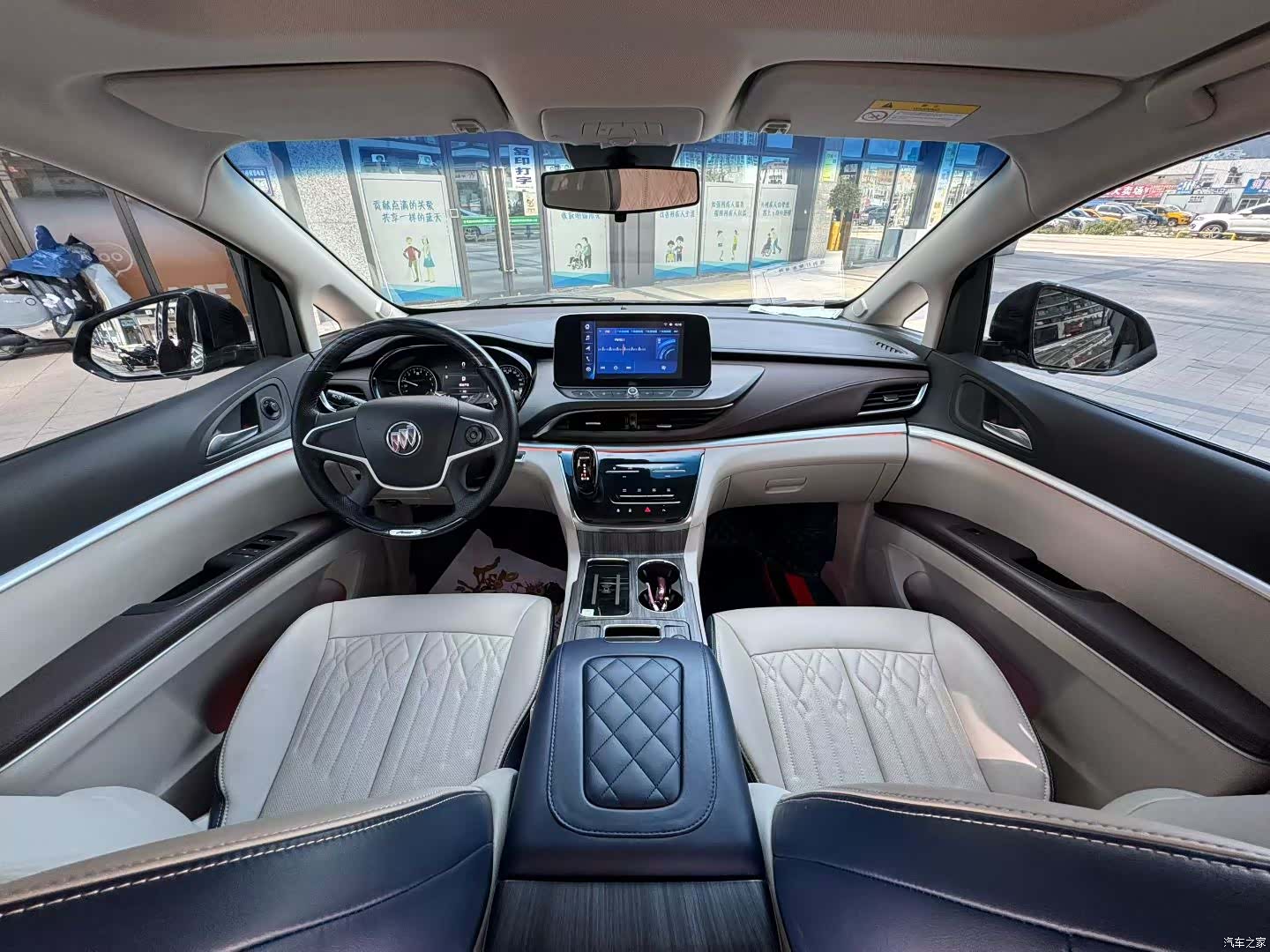 Buick GL8, 2022 8