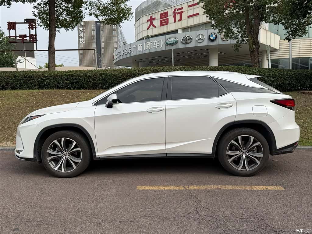 Lexus RX, 2020 3