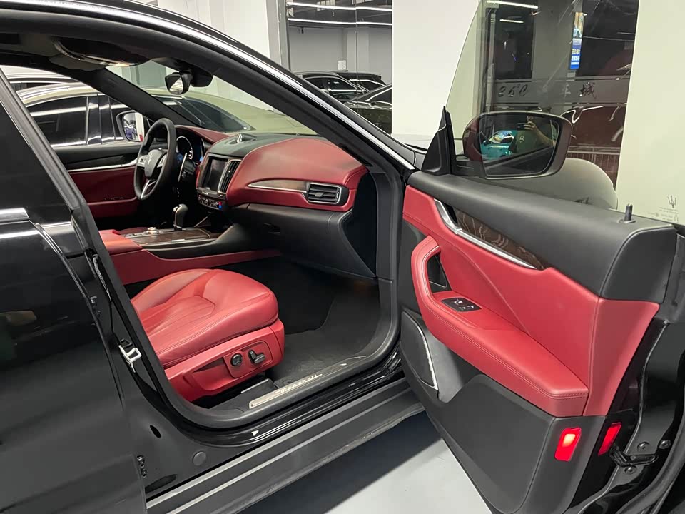 Maserati Levante Maserati Levante