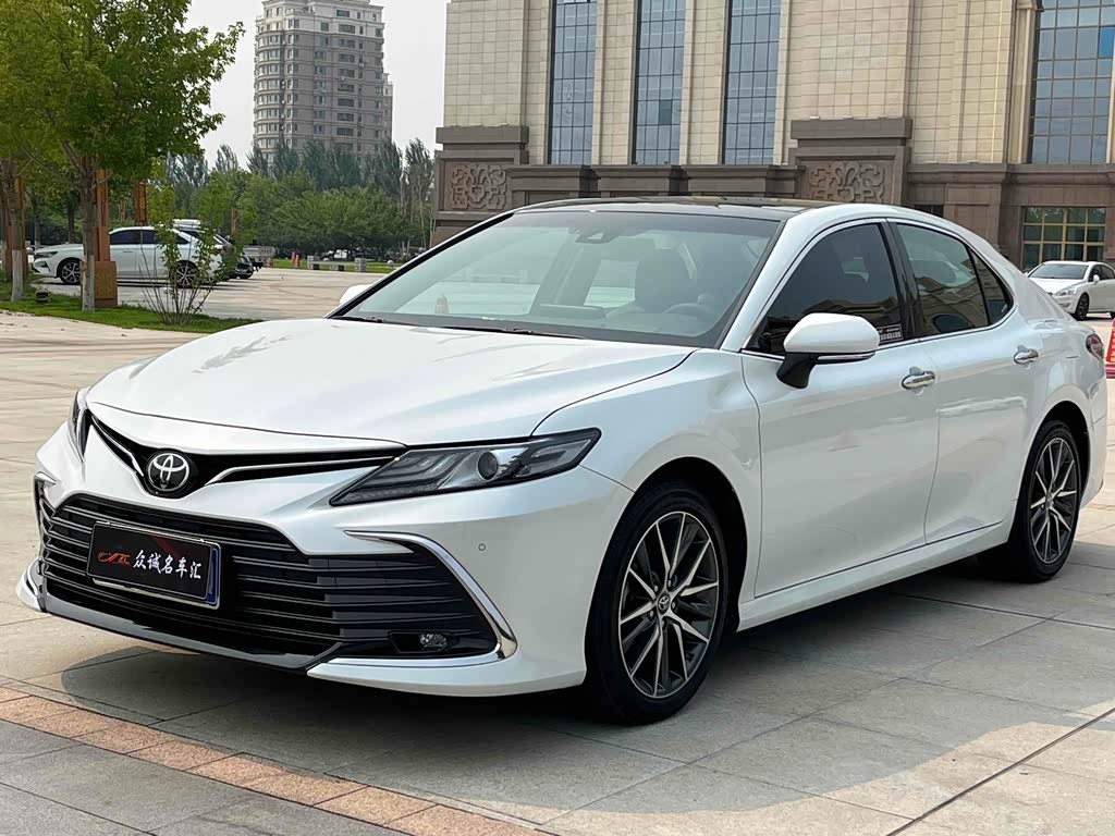 Toyota Camry 2021 2.5G Luxury