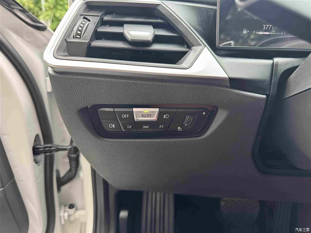 BMW 3 Series, 2023 26